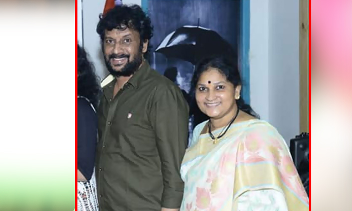  Comedian Uttej Wife Passes Away-TeluguStop.com