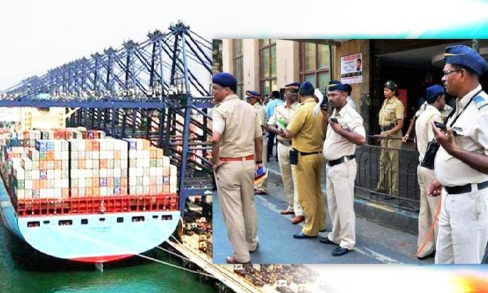  Dri Officials Seize 26kg Heroin Concealed In Oil Cans At Mumbai Port-TeluguStop.com