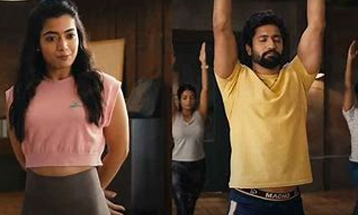  Rashmika Mandanna Vicky Kaushal Brutally Trolled For New Underwear Ad, Rashmika-TeluguStop.com