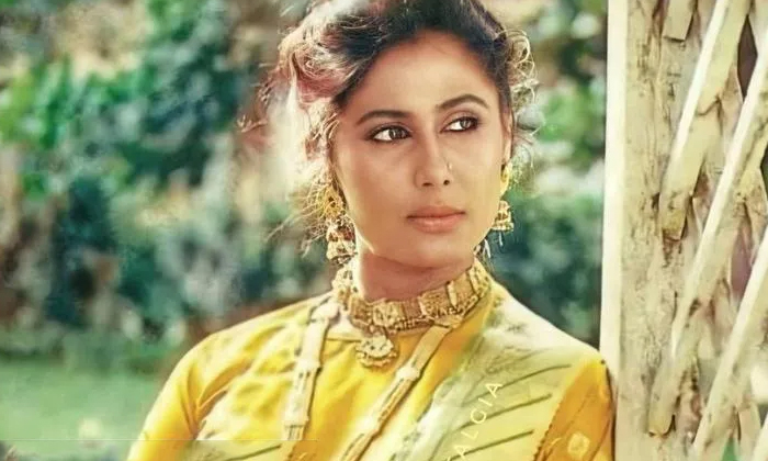  Unknown Facts About Smitha Patil Details, Smitha Patil, Bollywood Legendary Actr-TeluguStop.com
