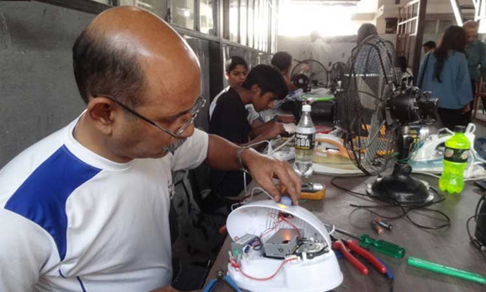 Telugu Bangalore, Engineers, Idea, Plumbers, Poorna Kakar, Repair Cafe, Repairca