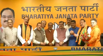  Ex-nc Leaders Devender Rana, Surjit Salathia Join Bjp – Delhi | India N-TeluguStop.com