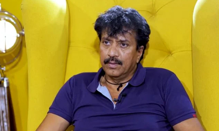 Art Director Krishna Maya About Prabhas First Movie Remuneration , First Movie R-TeluguStop.com
