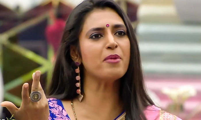  Gruhalakshmi Fame Kasthuri Comments Bigg Boss 5 Show Bigg Boss Telugu 5, Kasturi-TeluguStop.com