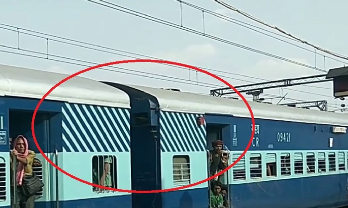  Why Are Yellow And White Stripes Used In Train Coaches Details, India,indian Rai-TeluguStop.com