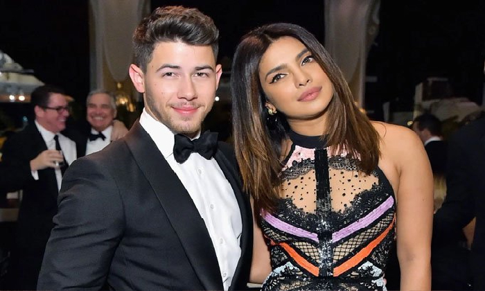  According To Astrology Priyanka Chopra To Take Divorce Soon?-TeluguStop.com