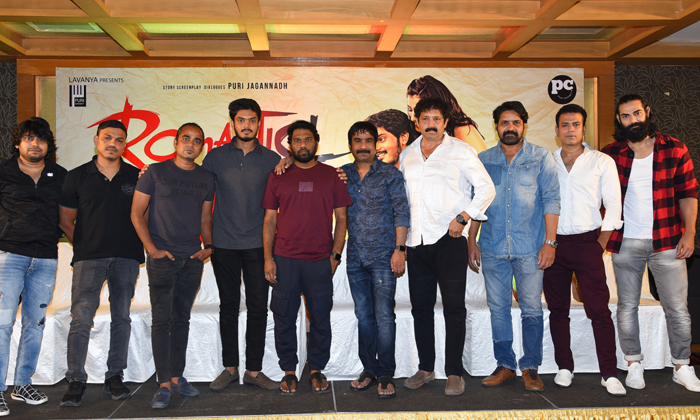  Romantic  Movie Success Meet , Romantic , Puri Jagannath, Charmi, Bhaskar Bhatla-TeluguStop.com