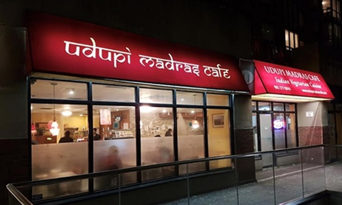  Vijay Dante’s Udupi Madras Cafe Wins ‘best Indian Restaurant - Gold Award’-TeluguStop.com