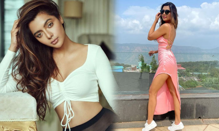 Glamorous Actress Ruhii Dilip Singh Hot Images-telugu Actress Photos Glamorous Actress Ruhii Dilip Singh Hot Images - Ac High Resolution Photo