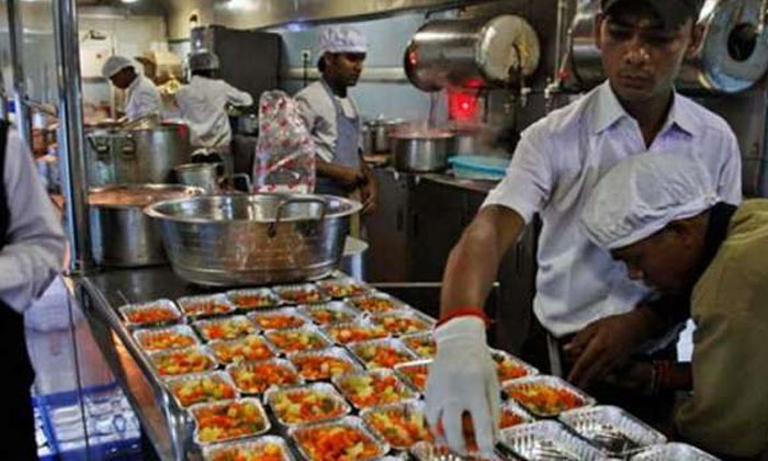  Indian Railways Launches Catering Services Indian Railways, Irctc, Food Catering-TeluguStop.com