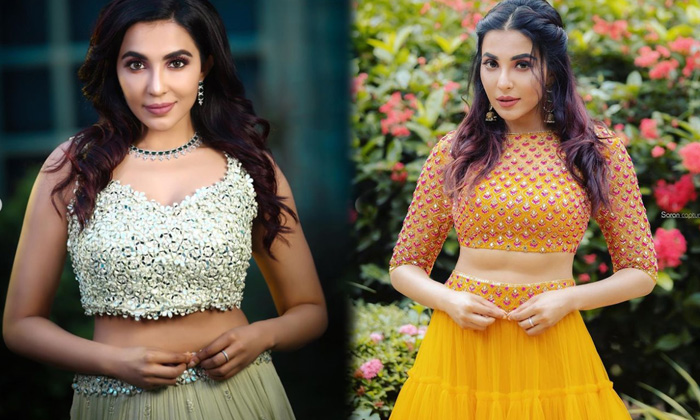 Parvati Nair Looks Graceful  In This Pictures  - Aalambana Rubam Actressparvati Parvati Nair Parvatinair High Resolution Photo