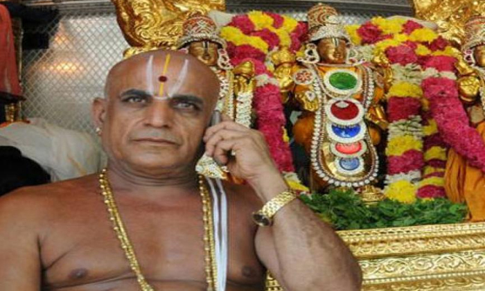  Due To Heart Attack Ttd Dollor Seshadri Died  , Ttd, Dollor Seshadri-TeluguStop.com