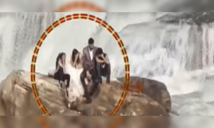  Viral Wedding Shoot Brought To Life In Rajasthan Details, Viral Latest, Viral N-TeluguStop.com