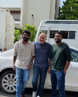  Anupam Kher Was Extremely Friendly On Sets: Ashwin Saravanan, ‘connect’ Director-TeluguStop.com