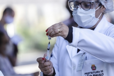  Brazil Administers Over 300 Mn Covid-19 Vaccine Shots-TeluguStop.com