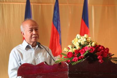  The Cambodian King And Queen Mother Send Condolences For Prince Ranariddh’s Passing-TeluguStop.com