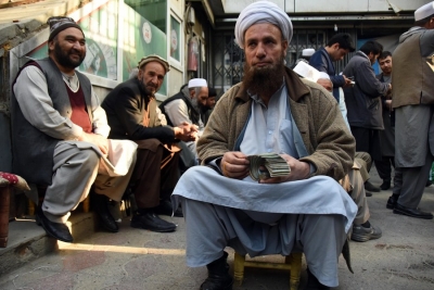  Afghans Are Suffering From The Devaluation Of Their National Currency-TeluguStop.com