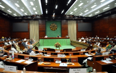  Aap Walks Out As The Government Calls All Parties To A Meeting Ahead Of Winter S-TeluguStop.com