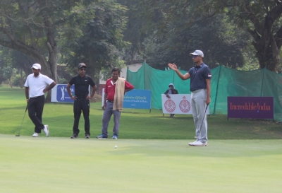  Icc Rcc Open Golf: Kshitij Kalu Climbs To The Top With 65-TeluguStop.com