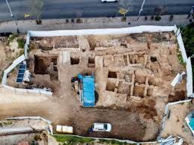  Israel Finds 2,150-year-old Hellenistic Farm In Central Tel Aviv-TeluguStop.com