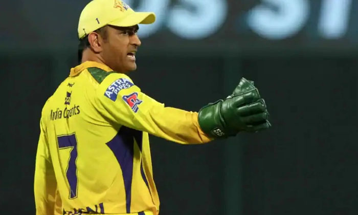  Good News For Csk Fans .. Mr. Cool For Another Three Years Csk, Fan's, Good News-TeluguStop.com