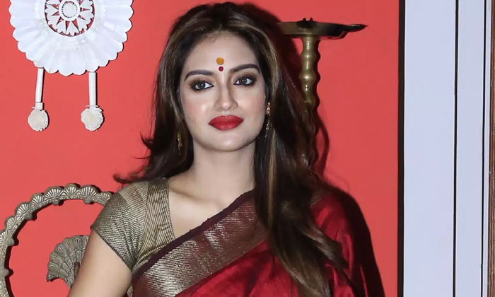 Telugu Yash Das Gupta, Kolkata, Mp Nusrat Jahan, Nikhil Jains, Nusratnikhil, Nus