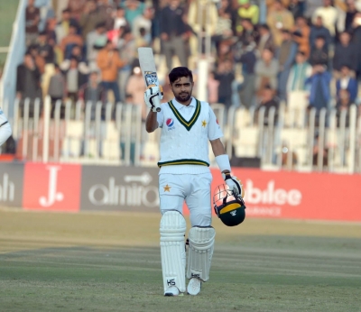  Pakistan Crush Bangladesh By Eight Wickets; Take 1-0 Lead In Test Series-TeluguStop.com
