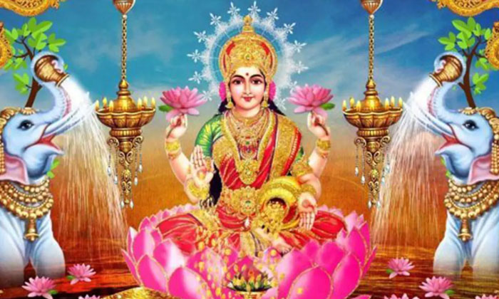  This Is The Perfect Time To Lakshmi Puja And Pavali Harathi Lakshmi Puja, Pavali-TeluguStop.com