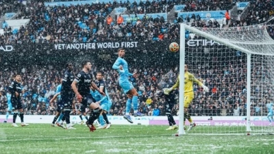  Premier League: City Defeats Hammers To Move Up To Second Place-TeluguStop.com