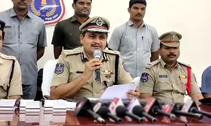  Rachakonda Sot Police Arrest Fake Government Jobs Gang Details, Rachakonda Sot P-TeluguStop.com
