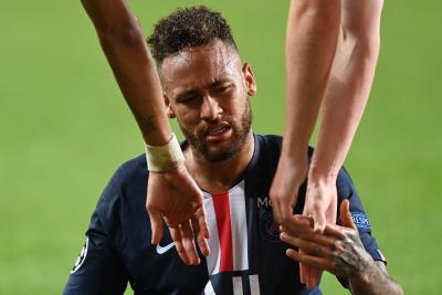  Psg’s Neymar Is Out Of Action For Eight Weeks Due To A Foot Injury.-TeluguStop.com