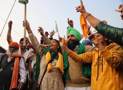 Leader Of Bjp Claims That Farmers Have Been Hurt By A 15-month-long Protest Leader Of Bjp Claims That Farmers Have Been Hurt By A 15-month-long Protest-TeluguStop.com