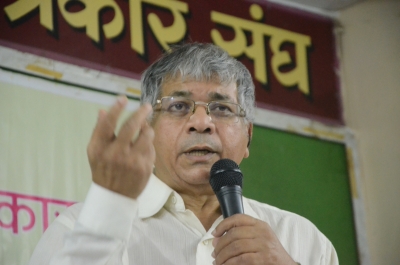 Third Front In Maha: Prakash Ambedkar’s Vba Allies Rjd And Iuml Third Front In Maha: Prakash Ambedkar’s Vba Allies Rjd And Iuml-TeluguStop.com