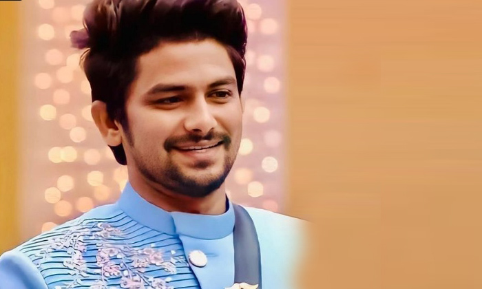  Biggboss Vj Sunny Comments On Movie Reviewers , Vj Sunny, Unstoppable, Arun, Big-TeluguStop.com