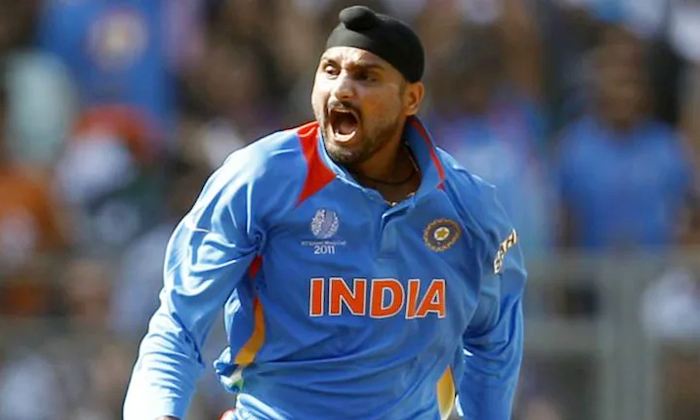  Harbhajan Singh Sensational Remarks On Why I Was Fired Details, Harbajan, Sports-TeluguStop.com