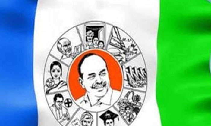  Grand Jagan's Birthday Celebrations . Do Those Leaders Want A 'return Gift' ..?,-TeluguStop.com