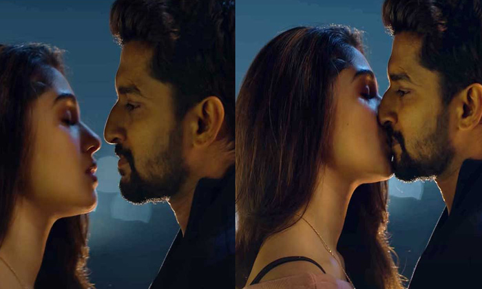  Kriti Shetty Lip Lock Sentiment For Movies, Nani , Uppena, Krithi Shetty,shyam S-TeluguStop.com