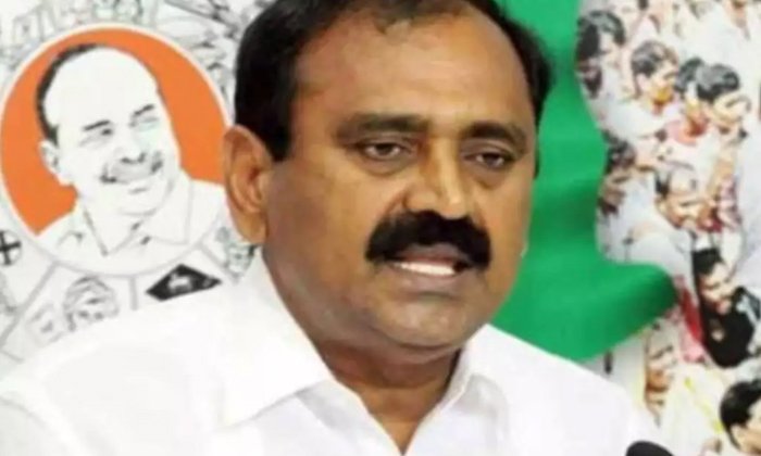  Mla Bhumana Karunakara Reddy At Cm Jagan Birthday Celebrations , Tirupathi Mla,-TeluguStop.com