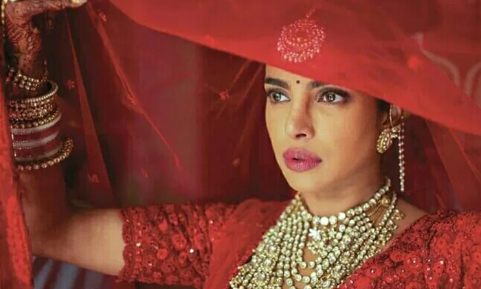 Telugu Katrina Kaif, Priyanka Chopra, Shilpa Shetty, Jewelery-Movie