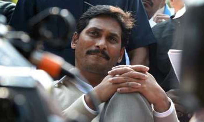  Advanced Group Politics In The Ysr Congress Party, Ysrcp, Ap, Tdp, Chandrababu,-TeluguStop.com