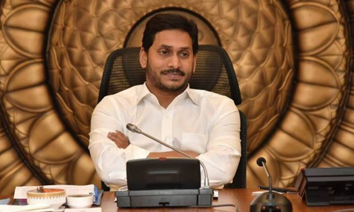  Ycp Leaders Tension Over Ys Jagan Cabinet Expansion, Ys Jagan, Ycp Leaders, Ap C-TeluguStop.com
