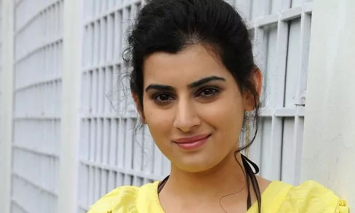  Actress Archana Comments About Industry Situations,archana , Tollywood , Intrest-TeluguStop.com