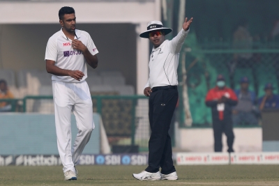  Ashwin Creates A Buzz By Asking For Review After Getting Clean Bowled-TeluguStop.com