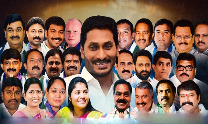  Jagan Who Has No Plans To Change The Ap Cabinet Now, Ap Ministers, Jagan, Ysrcp,-TeluguStop.com