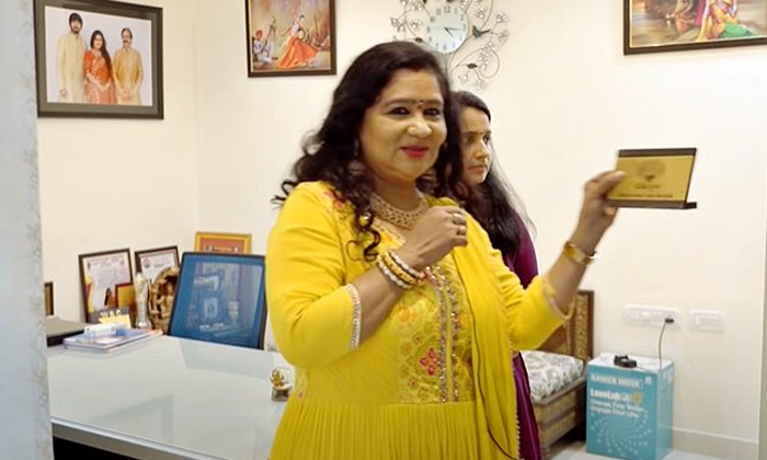  Bigg Boss 5 Contestant Maanas Home Tour Video Goes Viral Social Media Details, M-TeluguStop.com