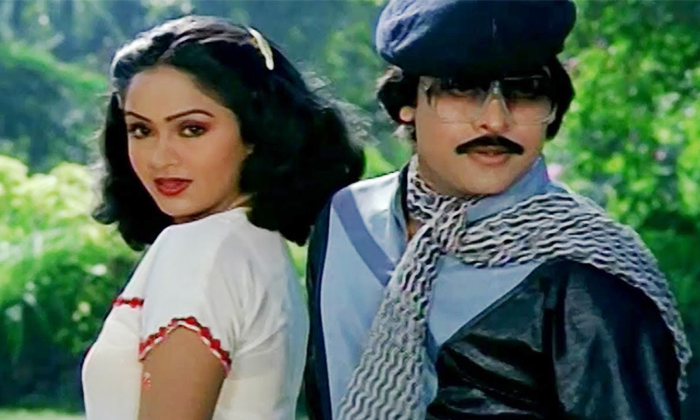  Here Are The Top 10 Heroines Who Acted With Megastar Chiranjeevi Details,  Chira-TeluguStop.com