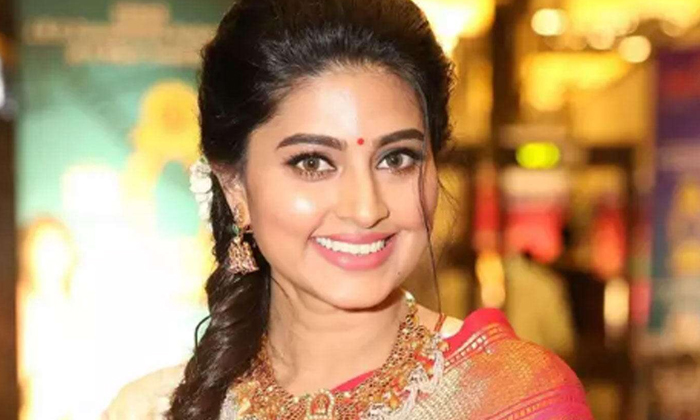  Actress Sneha Filed  A Case Against The Man For What Did The Man Wife Do After T-TeluguStop.com