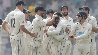  Ind V Nz, 2nd Test: Kumble Leads Congratulations For Ajaz Patel For Taking 10 Wi-TeluguStop.com