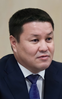 Kyrgyzstan Elects New Parliament Speaker Kyrgyzstan Elects New Parliament Speaker-TeluguStop.com