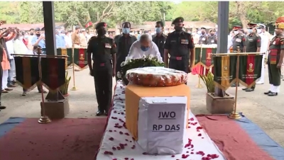  Mi-17 Crash: The Last Rites Of Jwo Rpdas Performed In Odisha-TeluguStop.com